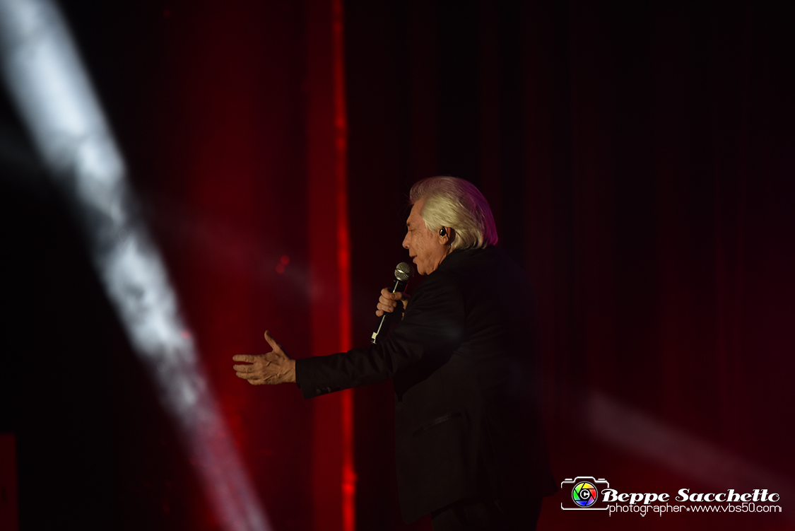 VBS_6688 - Concerto Nino D'Angelo - Il poeta che non sa parlare.jpg